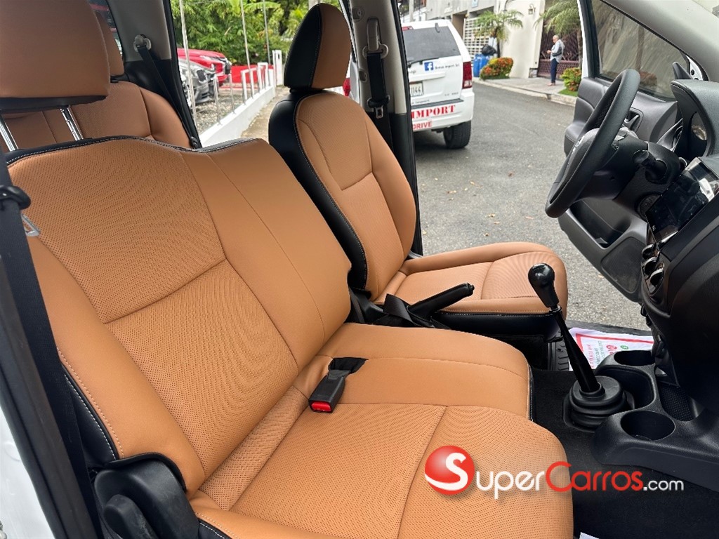 2021 Nissan Frontier — foto 9 / 12