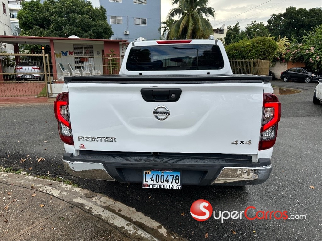 2021 Nissan Frontier — foto 11 / 12