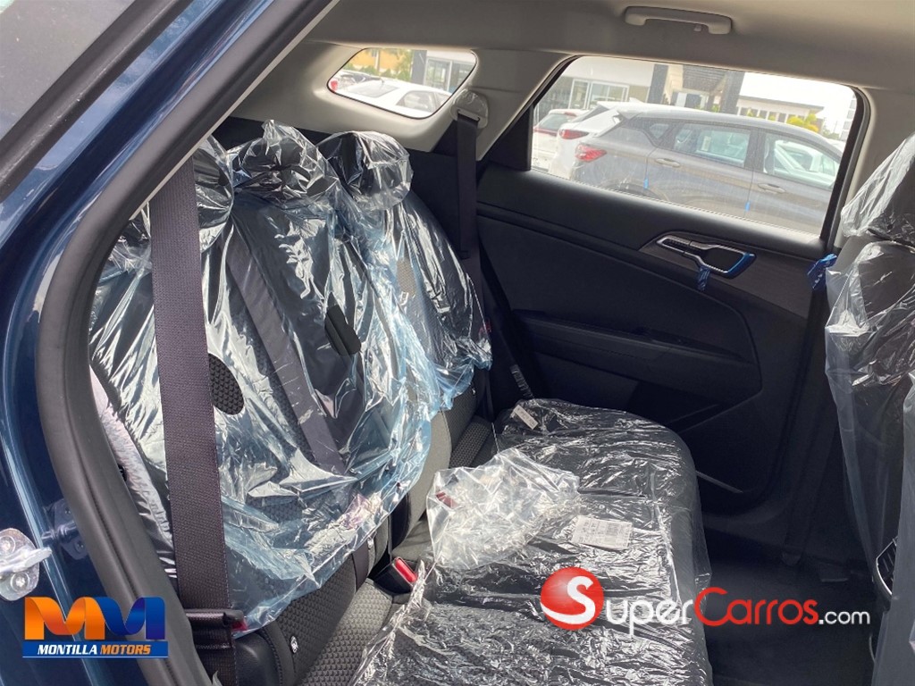 2026 Kia Sportage Sport — foto 6 / 7