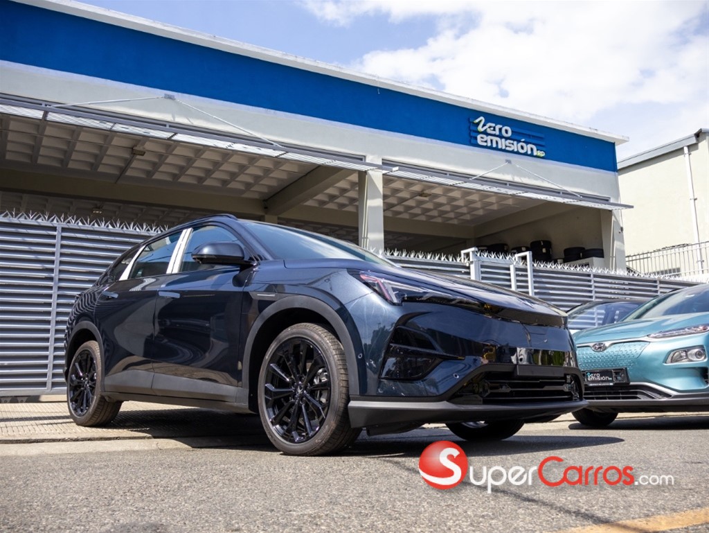 2024 Arcfox Alpha T5 — foto 7 / 12