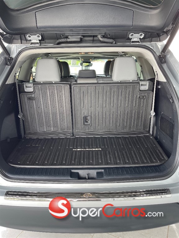 2022 Toyota Highlander XLE — foto 7 / 12