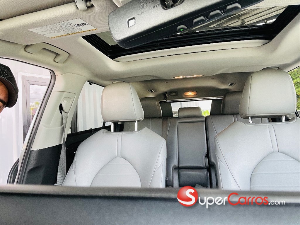 2022 Toyota Highlander XLE — foto 9 / 12
