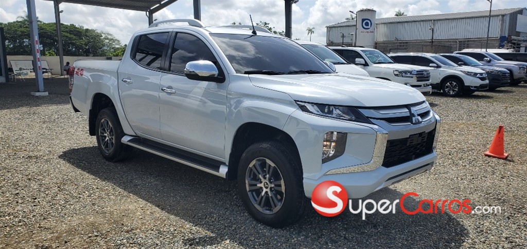 2022 Mitsubishi Motors L 200 Sportero