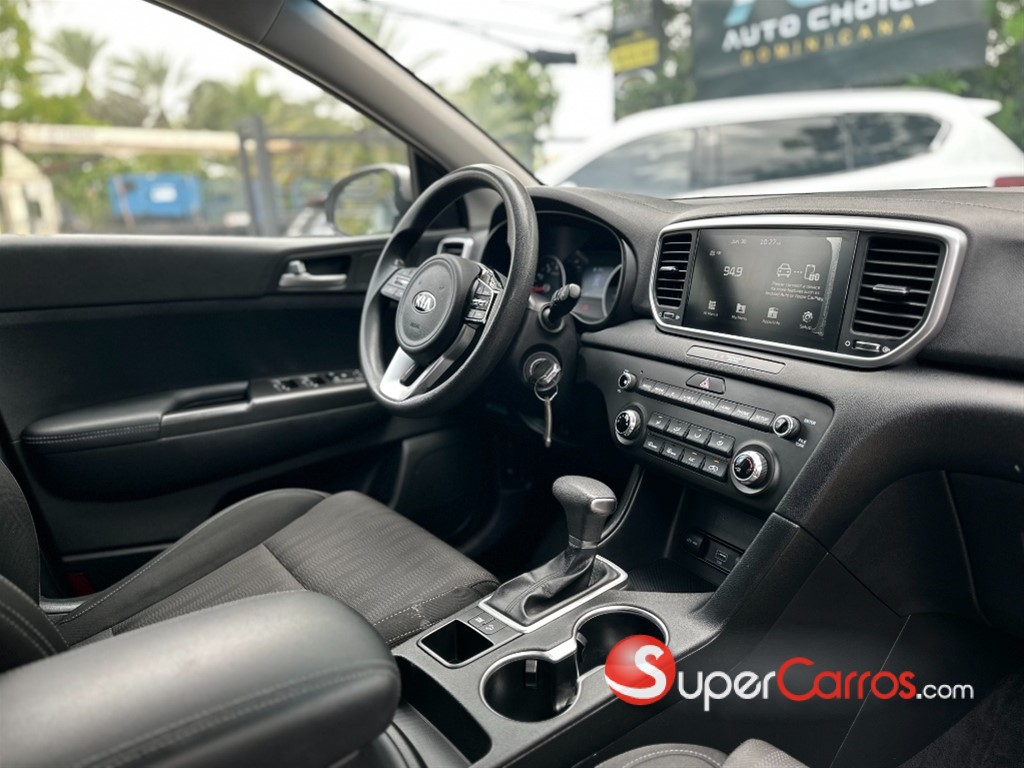 2021 Kia Sportage — foto 8 / 12
