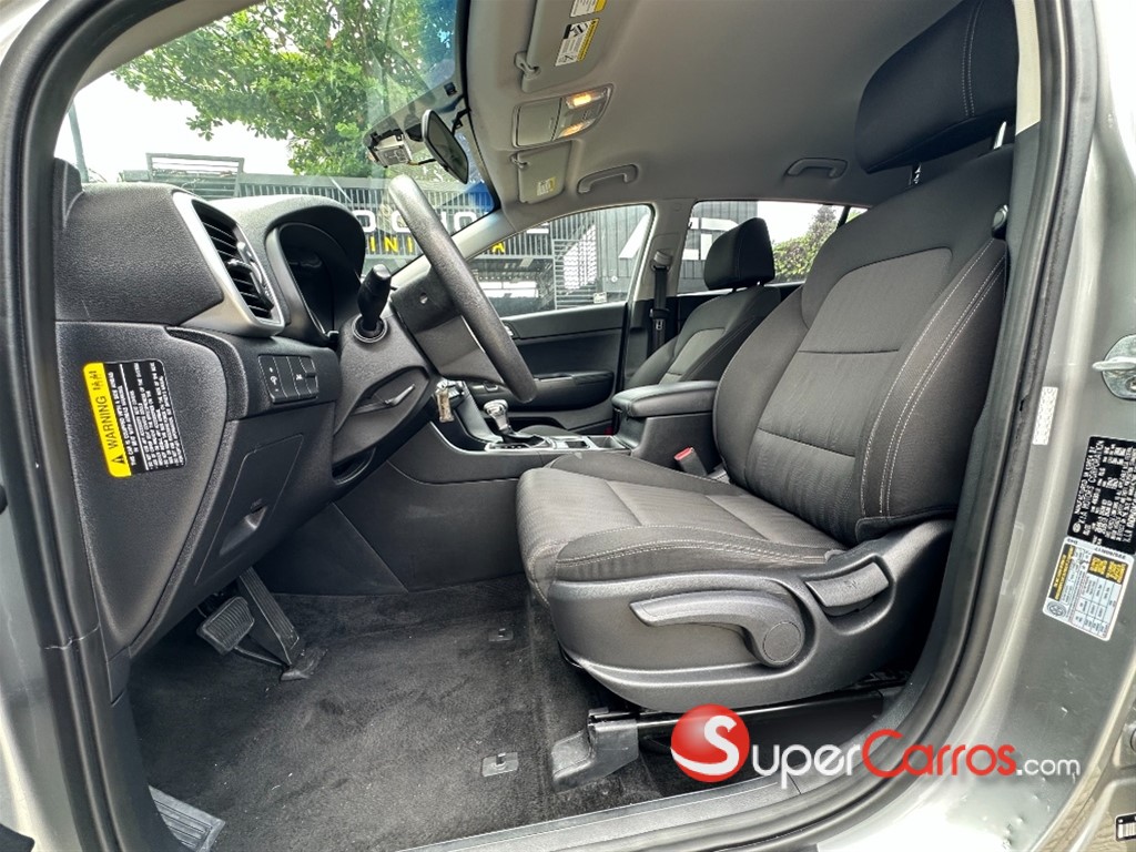 2021 Kia Sportage — foto 9 / 12