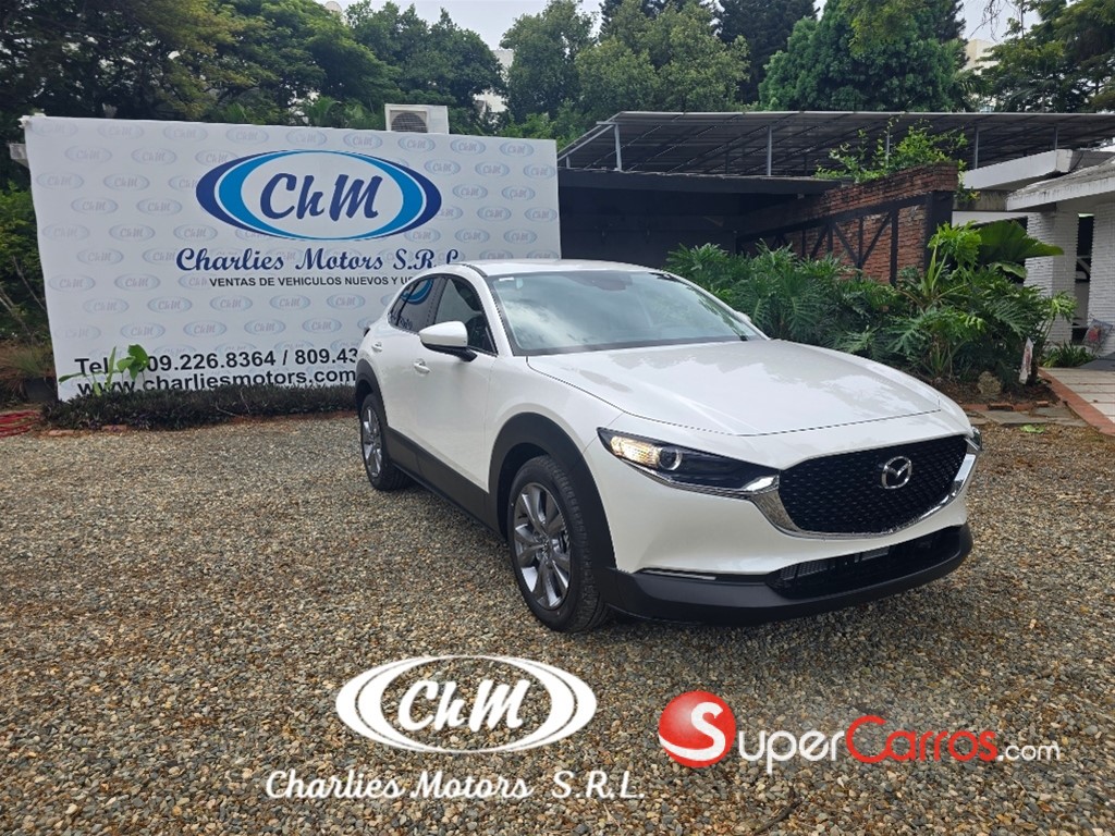 2027 Mazda CX-30 GS — foto 2 / 10