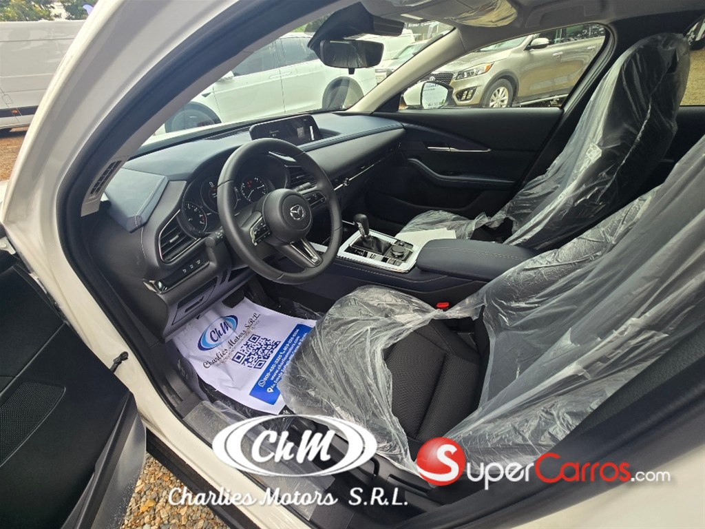 2027 Mazda CX-30 GS — foto 5 / 10
