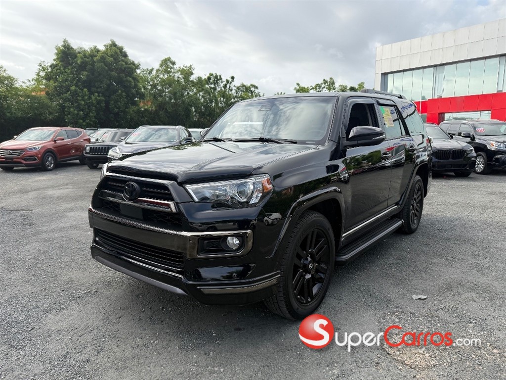 2019 Toyota 4 Runner Limited Nightshade — foto 4 / 9