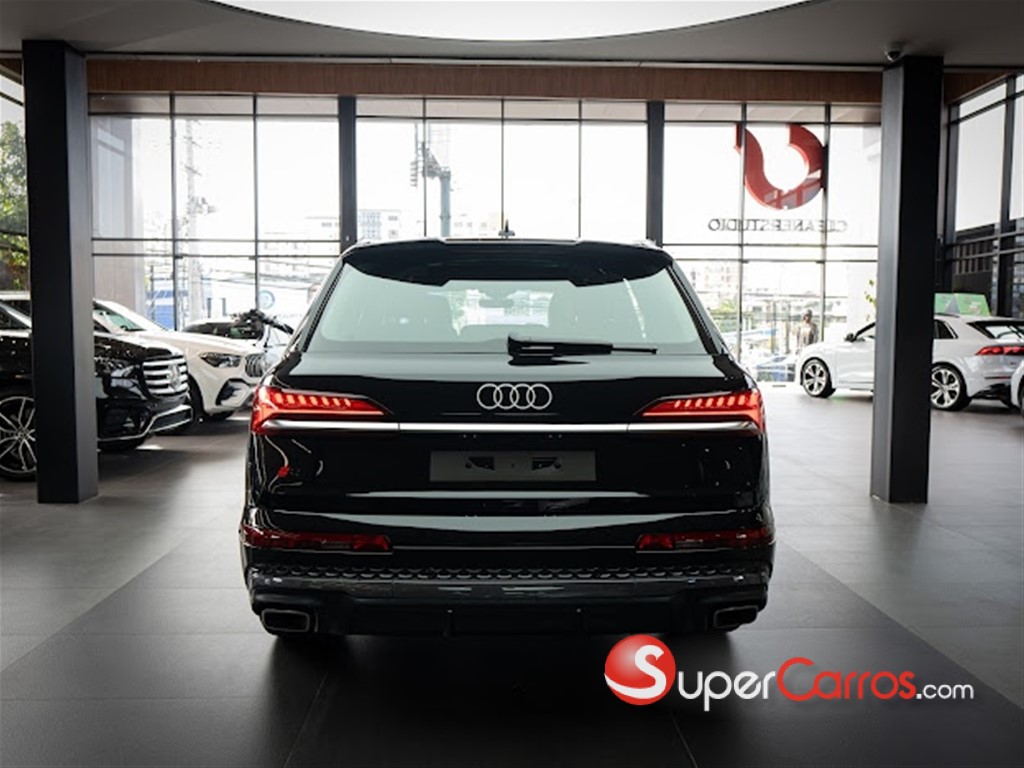 2025 Audi Q7 Prestige S-Line — foto 3 / 11
