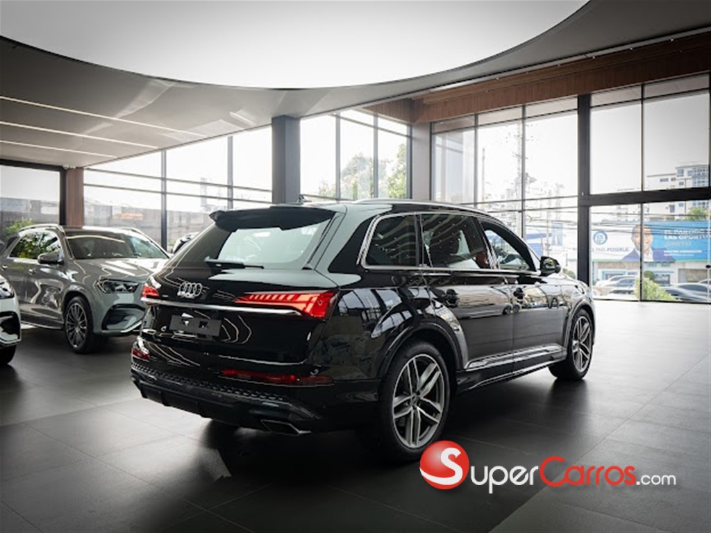 2025 Audi Q7 Prestige S-Line — foto 5 / 11