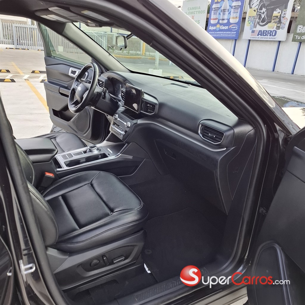 2020 Ford Explorer XLT — foto 4 / 11
