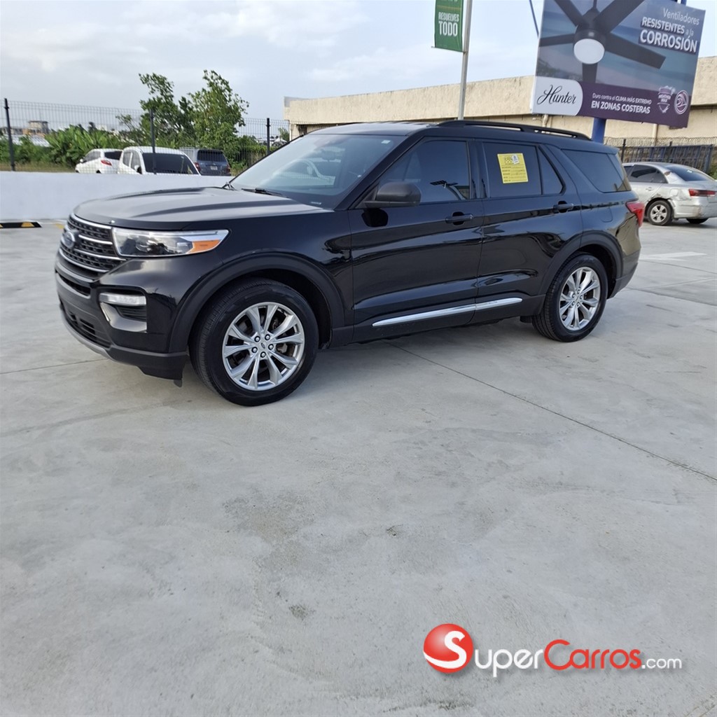 2020 Ford Explorer XLT — foto 8 / 11