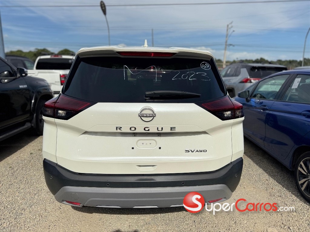 2023 Nissan Rogue SV — foto 4 / 11