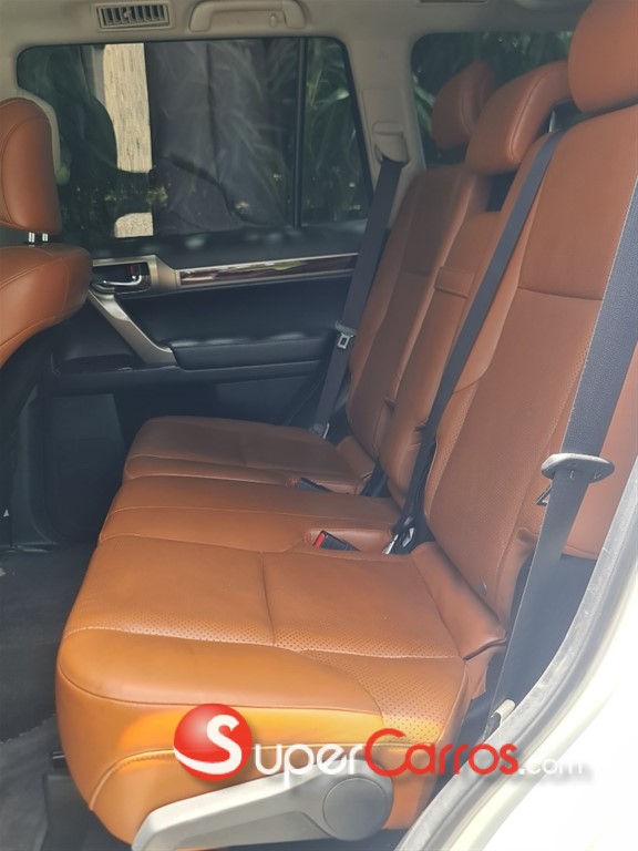 2015 Lexus GX 460 — foto 8 / 8
