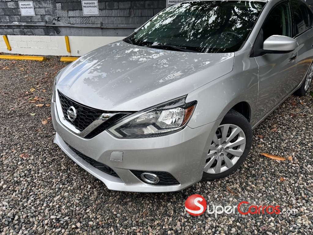 2019 Nissan Sentra SV — foto 2 / 10