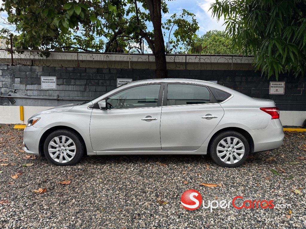 2019 Nissan Sentra SV — foto 3 / 10