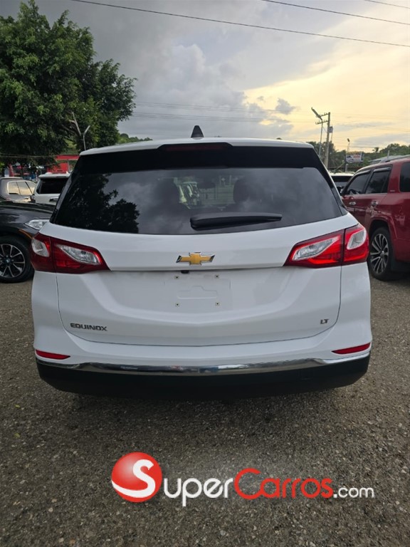 2021 Chevrolet Equinox LT — foto 3 / 8