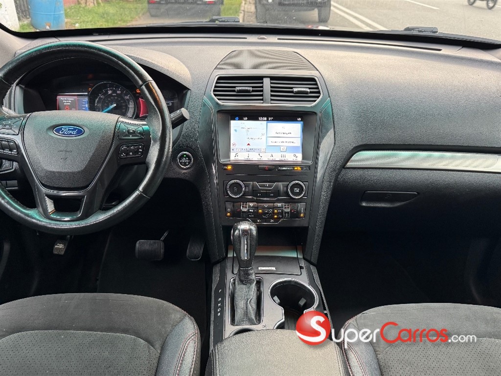 2019 Ford Explorer XLT 4WD — foto 9 / 11
