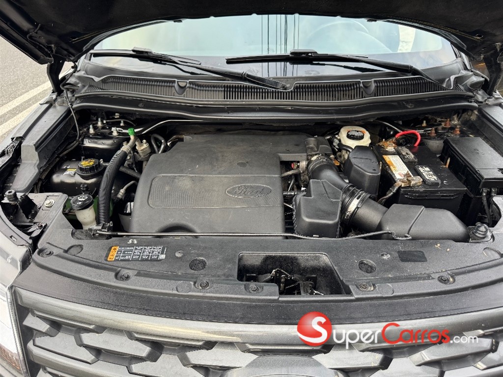 2019 Ford Explorer XLT 4WD — foto 11 / 11