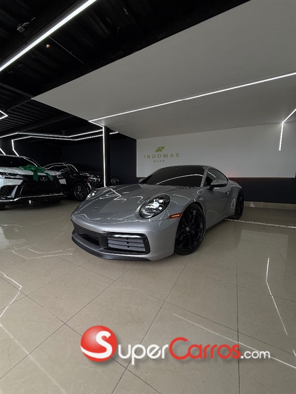 2020 Porsche 911 Carrera