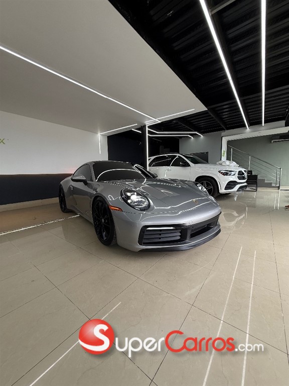 2020 Porsche 911 Carrera — foto 3 / 12