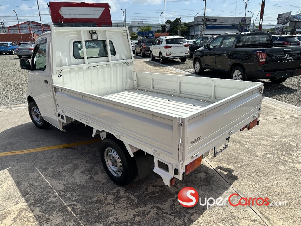 2018 Toyota Town-Ace — foto 3 / 8
