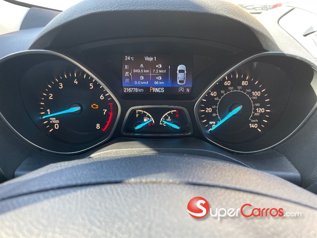 2017 Ford Escape SE — foto 10 / 11