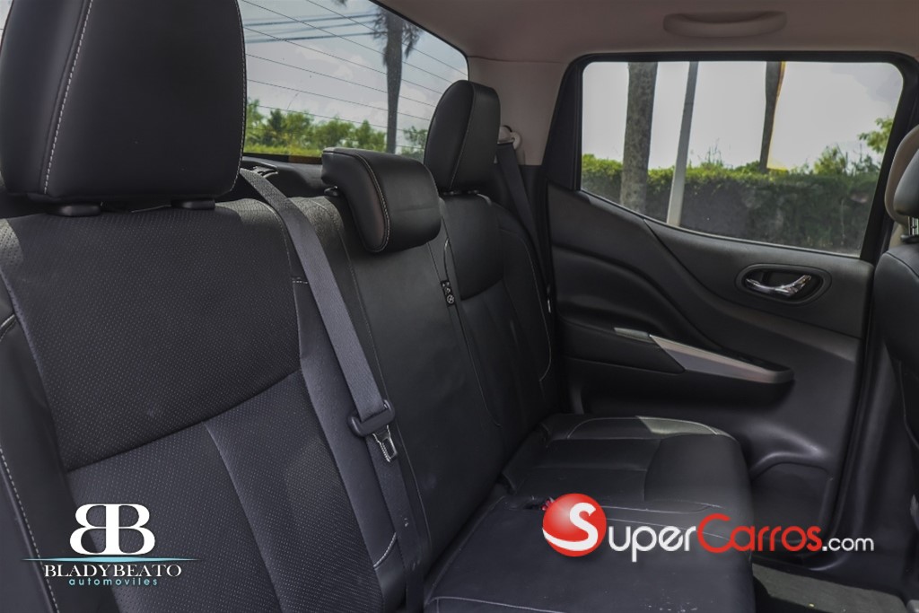 2020 Nissan Frontier LE — foto 6 / 11