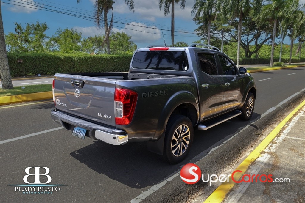 2020 Nissan Frontier LE — foto 8 / 11
