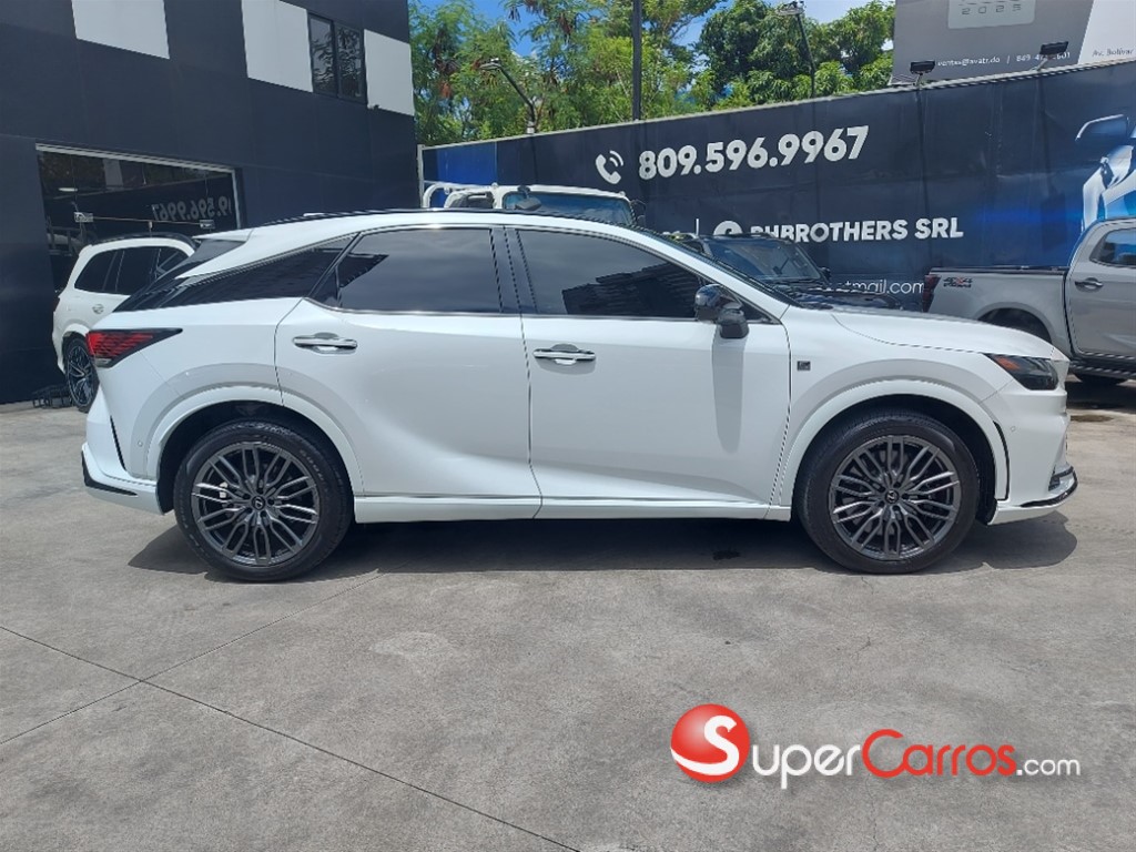 2023 Lexus RX 500H F SPORT — foto 3 / 12
