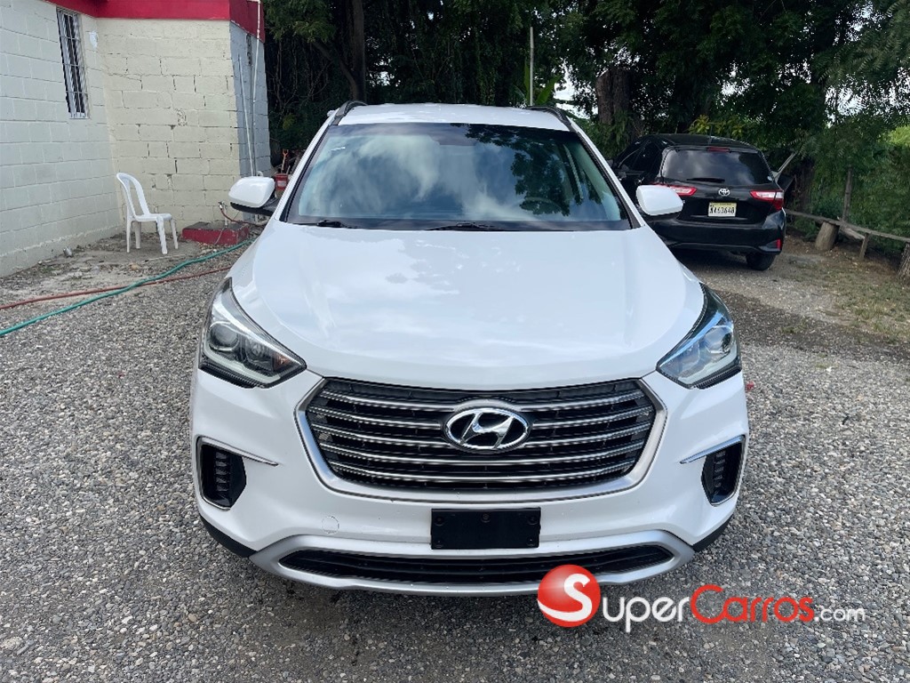 2019 Hyundai Grand Santa Fe