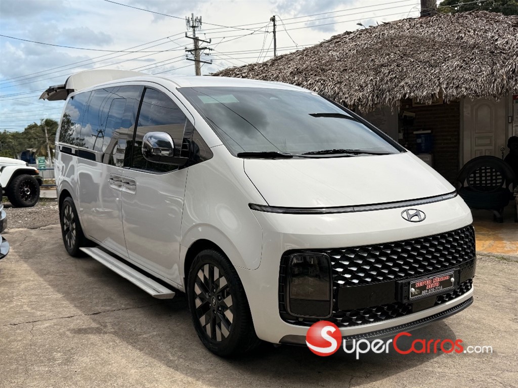 2022 Hyundai Staria