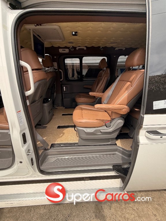 2022 Hyundai Staria — foto 3 / 9
