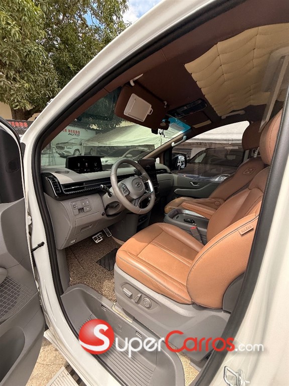 2022 Hyundai Staria — foto 4 / 9