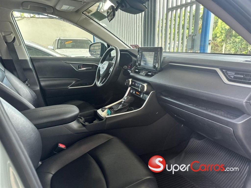 2019 Toyota RAV4 XLE Premium — foto 5 / 12