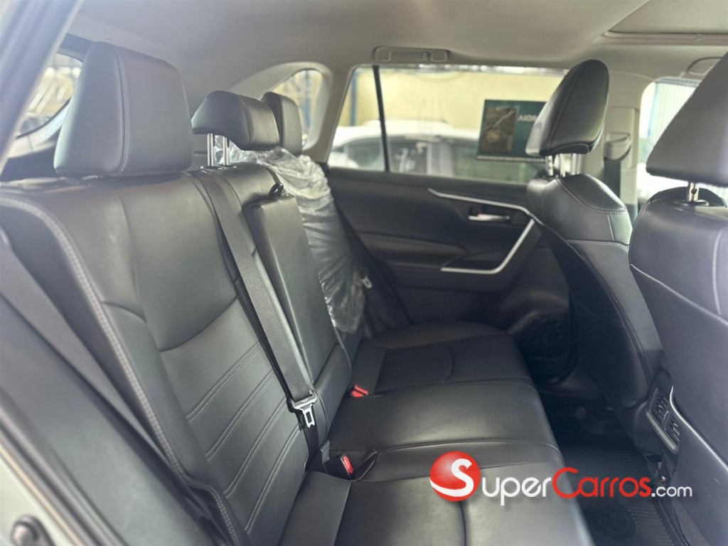2019 Toyota RAV4 XLE Premium — foto 6 / 12
