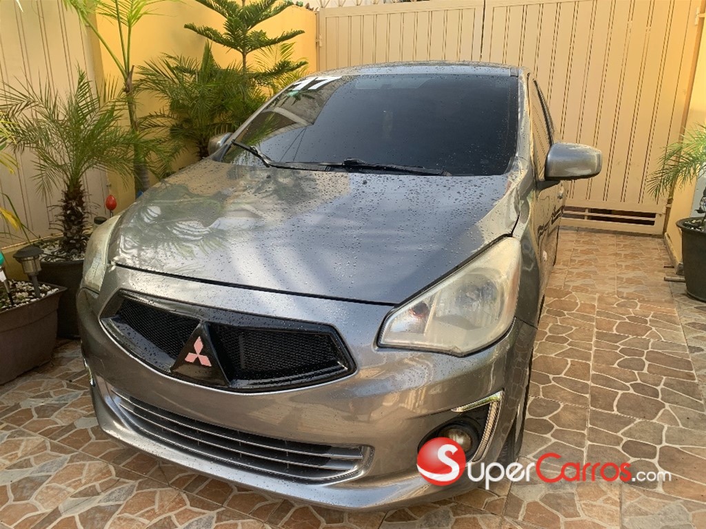 2017 Mitsubishi Motors Mirage G4 — foto 3 / 9