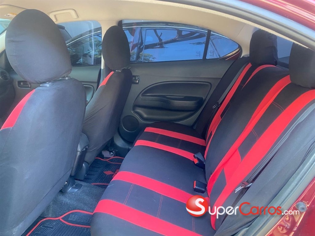 2018 Mitsubishi Motors Mirage G4 SE — foto 7 / 11