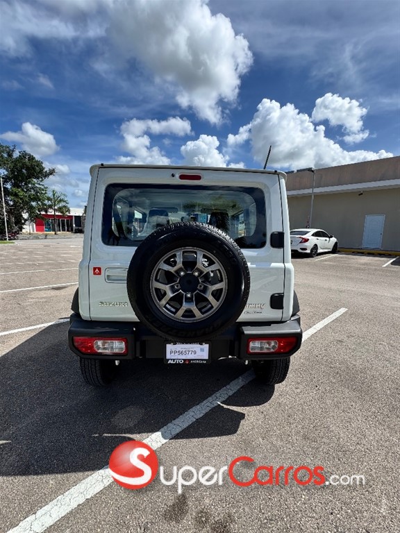 2025 Suzuki Jimny — foto 4 / 11