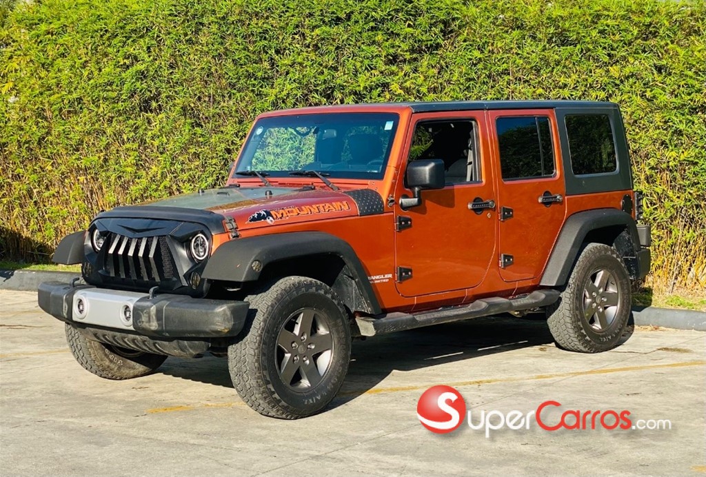 2010 Jeep Wrangler Unlimited — foto 9 / 12