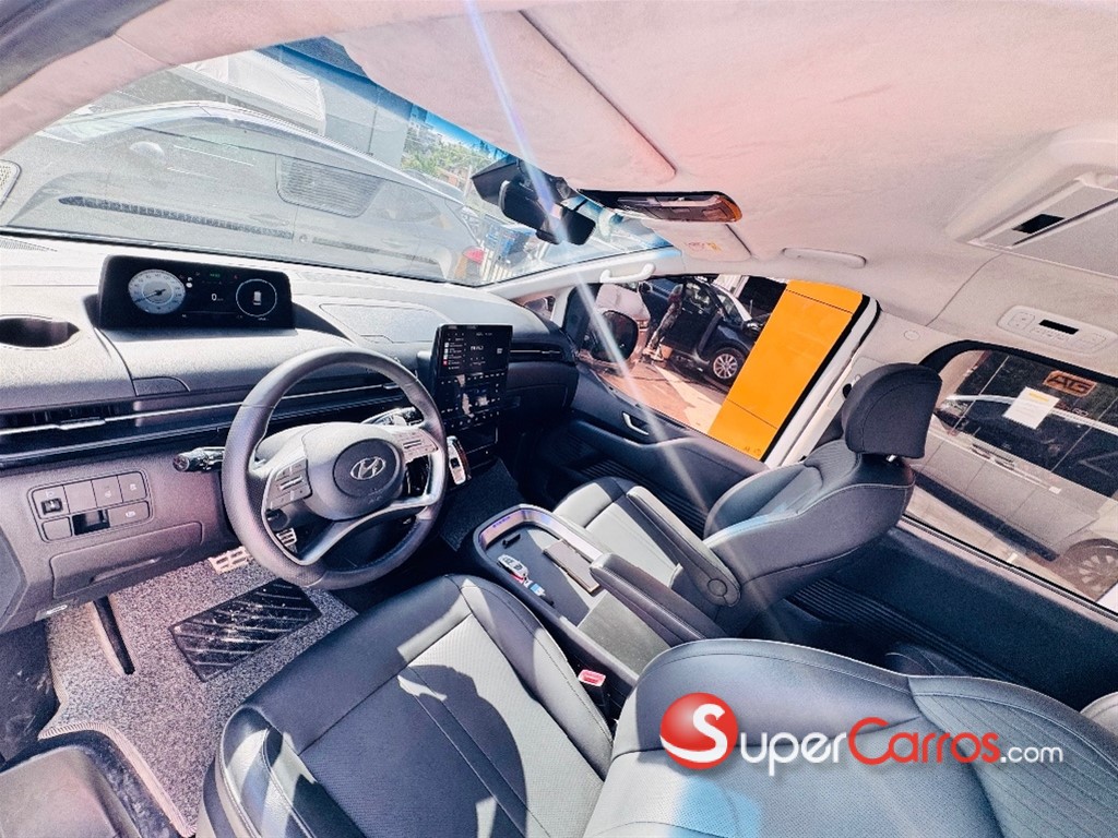 2022 Hyundai Staria — foto 7 / 12