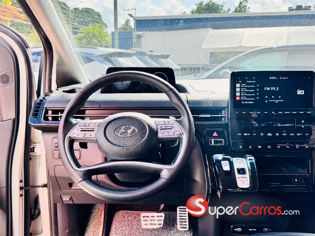 2022 Hyundai Staria — foto 11 / 12