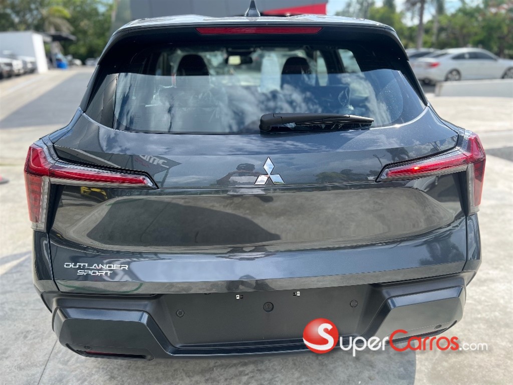 2025 Mitsubishi Motors Outlander Sport — foto 6 / 12