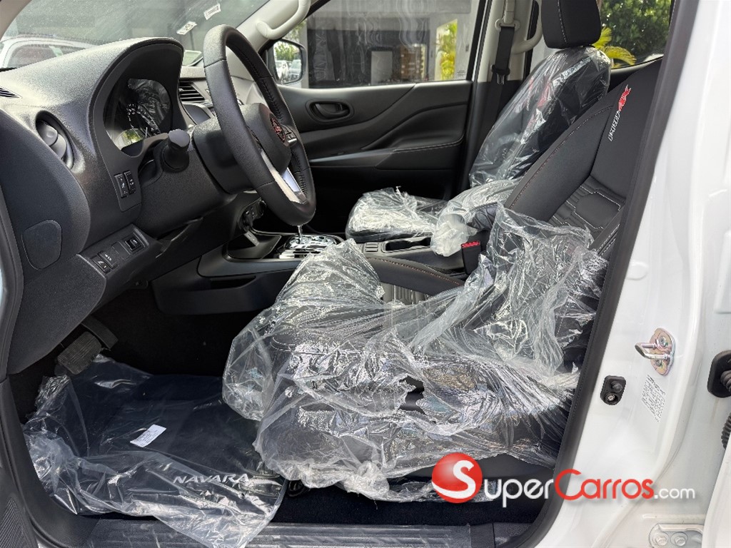 2025 Nissan Navara PRO X4 — foto 8 / 8