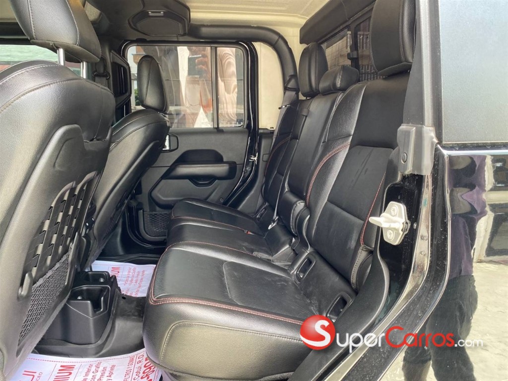 2020 Jeep Gladiator Rubicon — foto 6 / 12