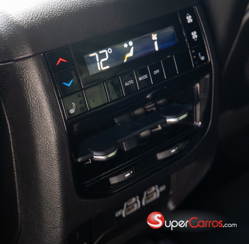 2022 Jeep Grand Cherokee L Limited — foto 9 / 12