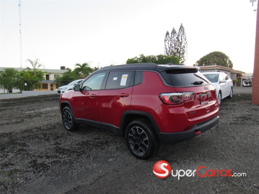 2019 Jeep Compass TrailHawk — foto 4 / 12
