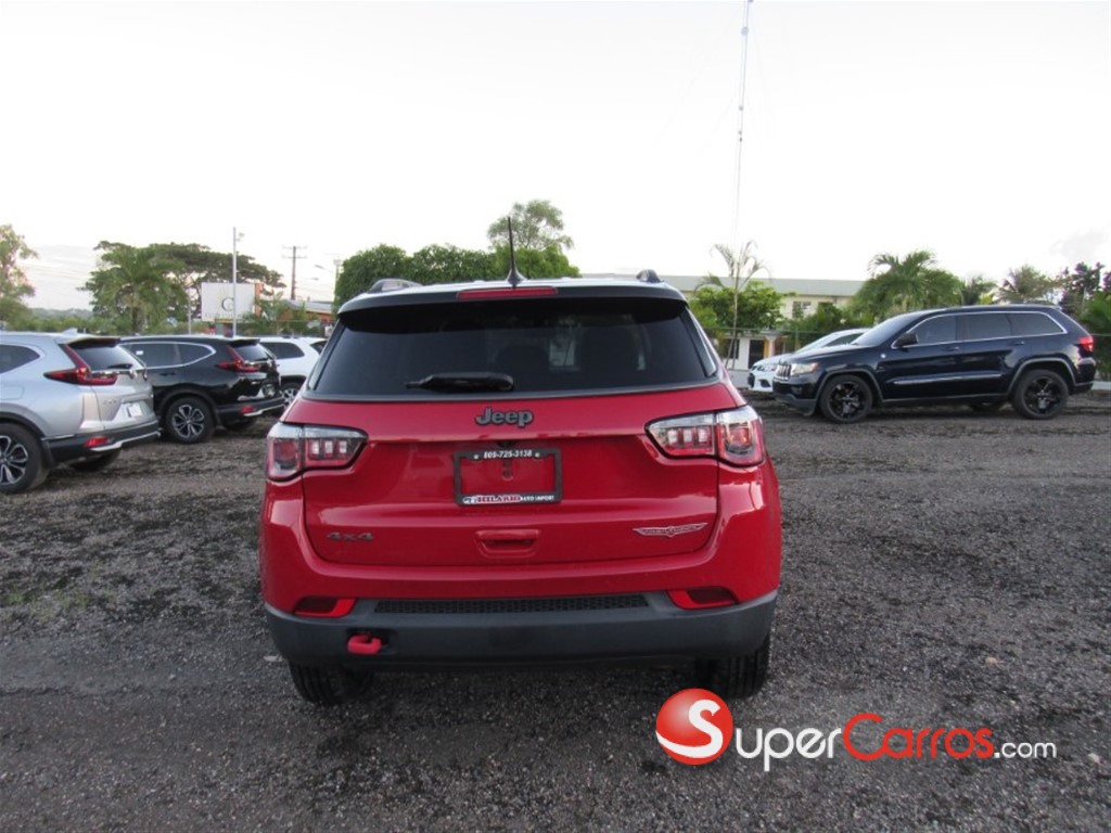 2019 Jeep Compass TrailHawk — foto 5 / 12