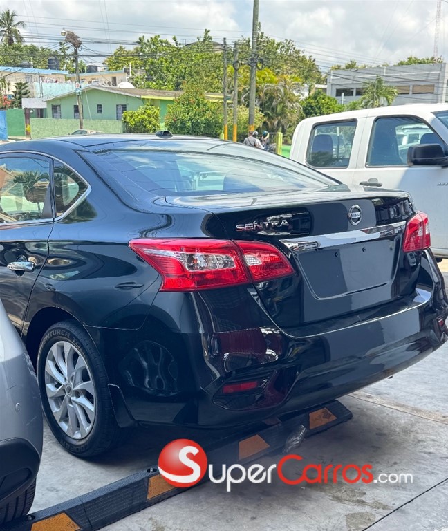 2019 Nissan Sentra — foto 7 / 7
