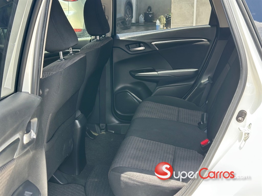 2019 Honda Fit Hybrid — foto 8 / 10